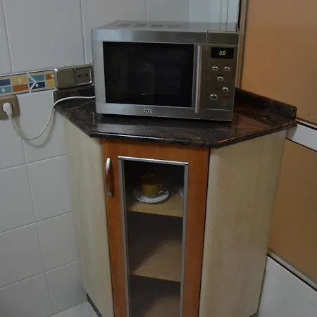 Inmoinsuas Avd De Becerrea 16 * Sarria